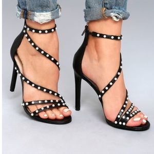 STEVE MADDEN MEG BLACK SNAKE PEARL HEEL